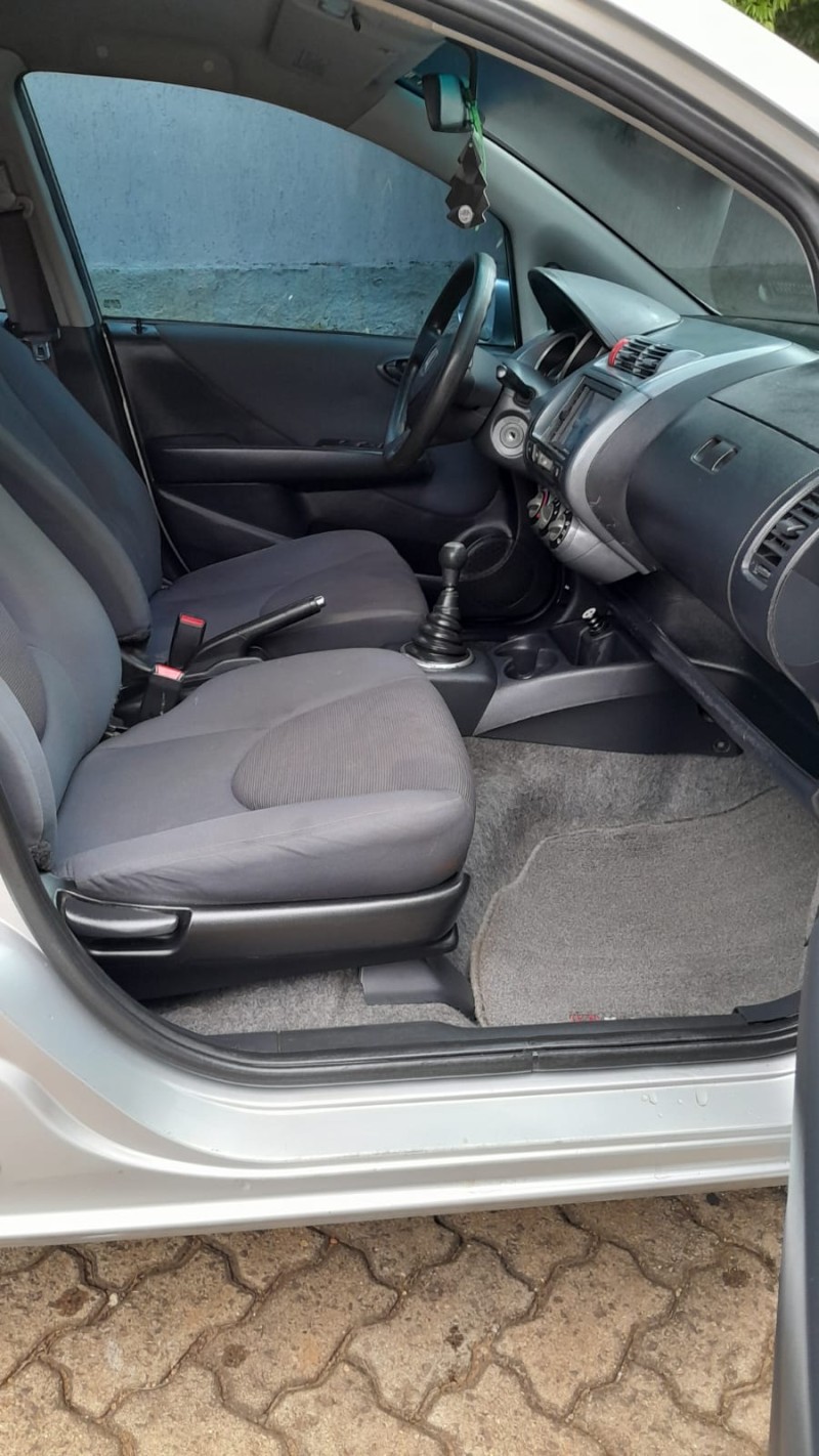 FIT 1.4 LX 8V GASOLINA 4P MANUAL - 2004 - ESTRELA