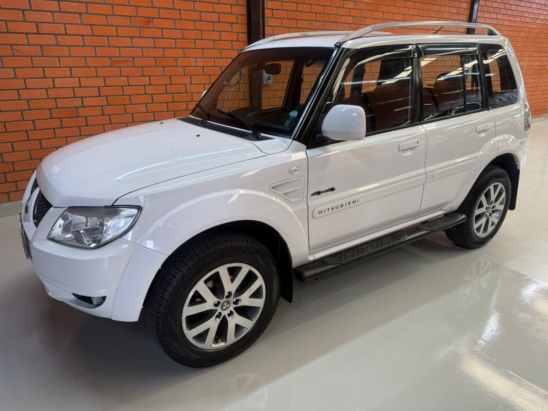 pajero tr4 2.0 4x4 16v 140cv flex 4p automatico 2013 bento goncalves