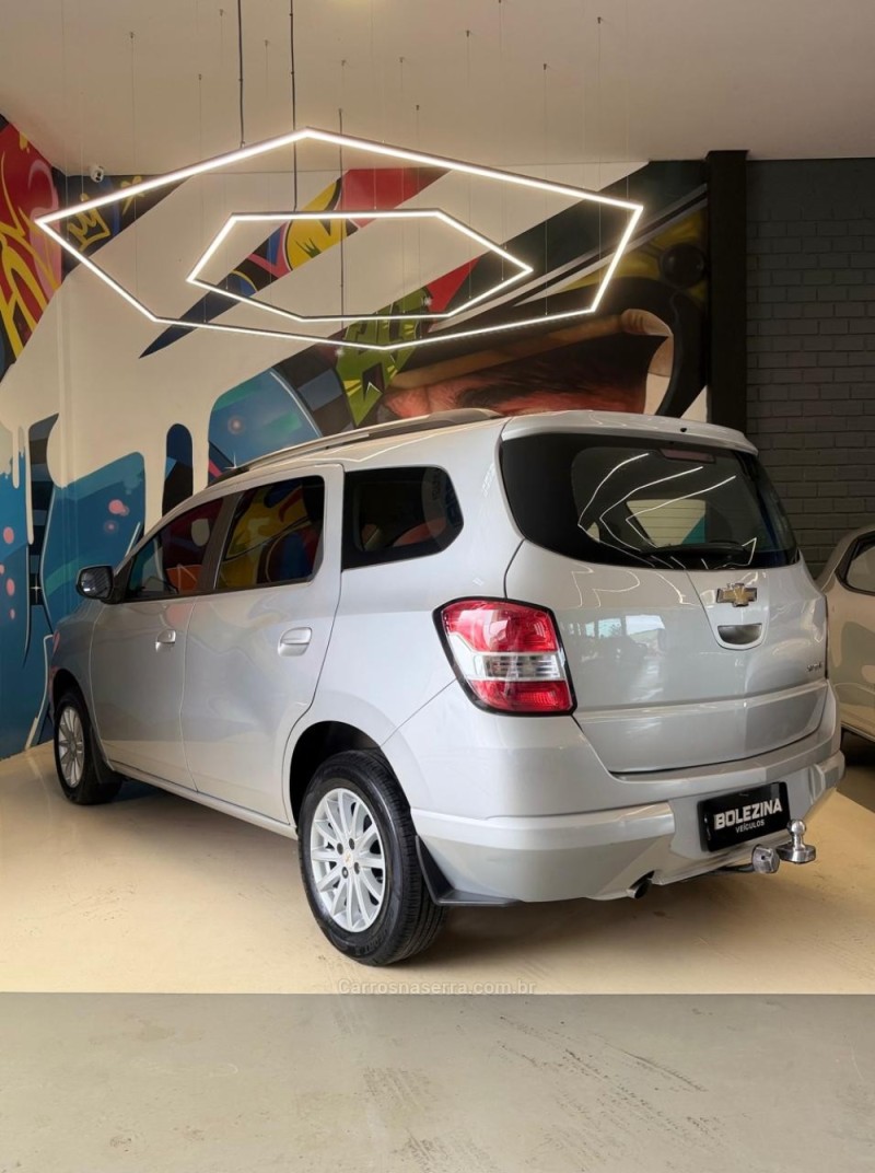 SPIN 1.8 LT 8V FLEX 4P MANUAL - 2015 - NOVO HAMBURGO