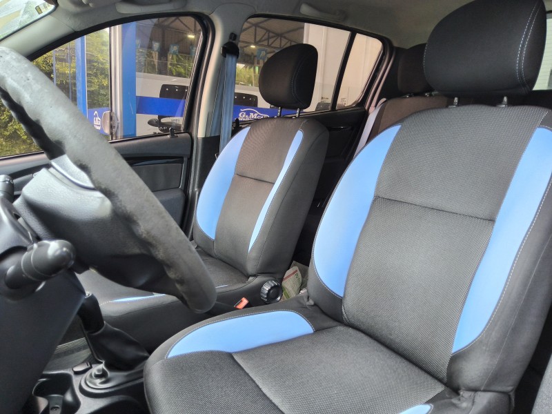 SANDERO 1.0 TECH RUN 16V FLEX 4P MANUAL - 2014 - SãO SEBASTIãO DO CAí