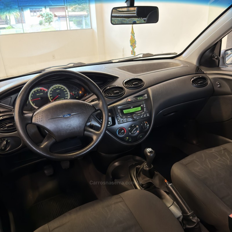 FOCUS 1.6 GL 8V FLEX 4P MANUAL - 2008 - FARROUPILHA