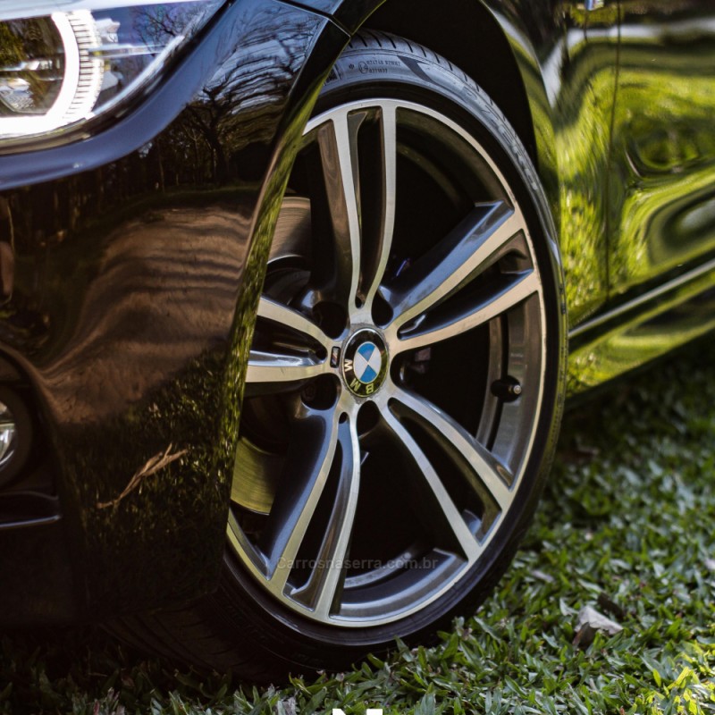 328I 2.0 M SPORT 16V ACTIVEFLEX 4P AUTOMÁTICO - 2017 - BENTO GONçALVES