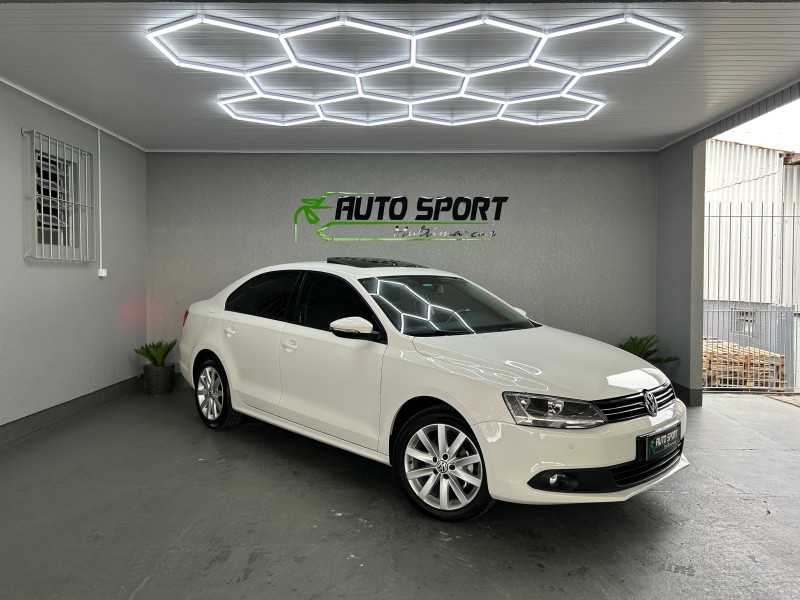 JETTA 2.0 COMFORTLINE FLEX 4P TIPTRONIC - 2012 - CAXIAS DO SUL