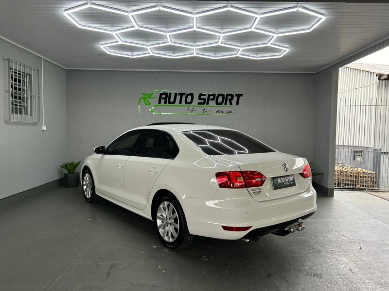 JETTA 2.0 COMFORTLINE FLEX 4P TIPTRONIC - 2012 - CAXIAS DO SUL