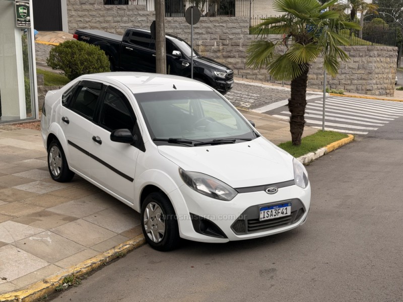 FIESTA 1.6 ROCAM SEDAN 8V FLEX 4P MANUAL - 2012 - FARROUPILHA