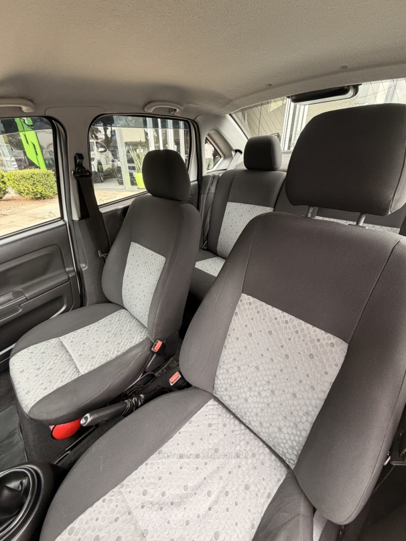 FIESTA 1.6 ROCAM SEDAN 8V FLEX 4P MANUAL - 2012 - FARROUPILHA