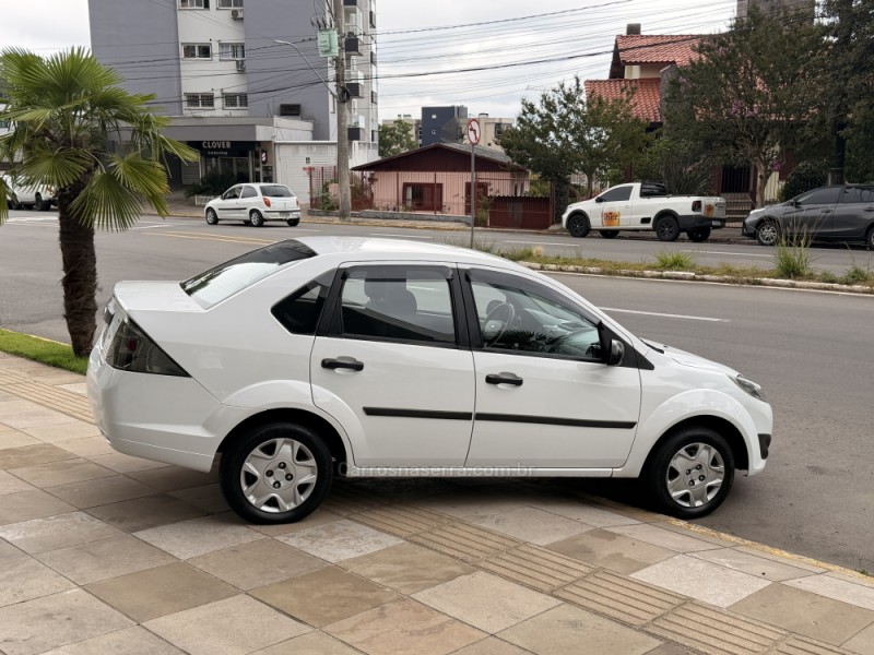 FIESTA 1.6 ROCAM SEDAN 8V FLEX 4P MANUAL - 2012 - FARROUPILHA