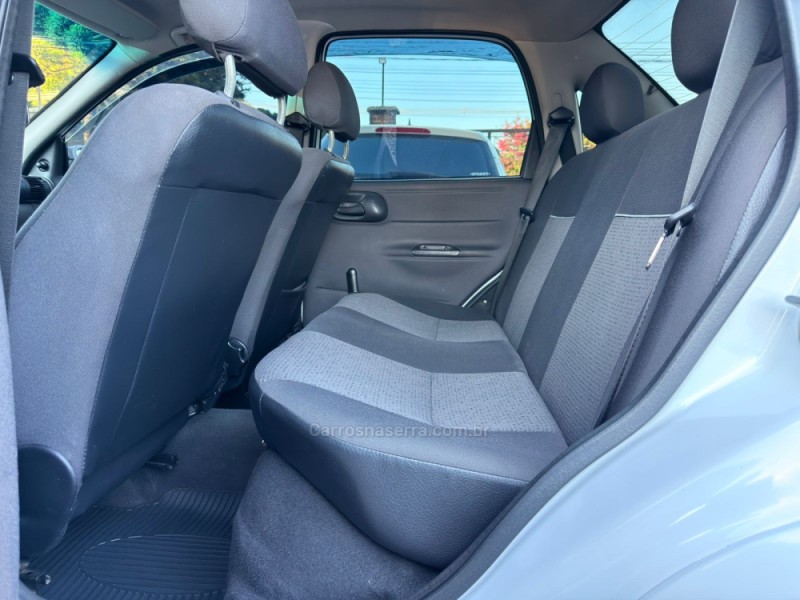 CLASSIC 1.0 VHC LS 8V FLEX 4P MANUAL - 2015 - CANELA