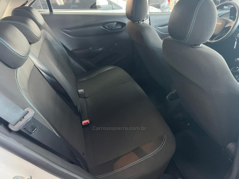 ONIX 1.0 JOY BLACK 8V FLEX 4P MANUAL - 2021 - CAXIAS DO SUL