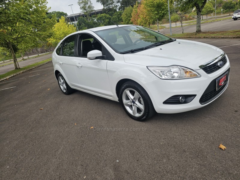 FOCUS 2.0 HC 16V FLEX 4P MANUAL - 2013 - BENTO GONçALVES