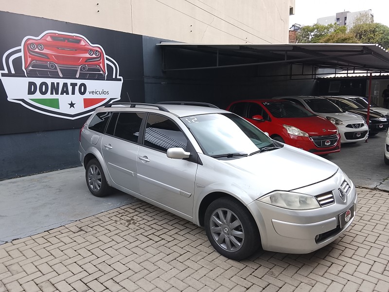 MÉGANE 1.6 DYNAMIQUE GRAND TOUR 16V FLEX 4P MANUAL