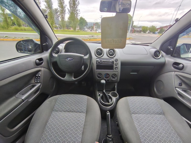 FIESTA 1.6 MPI SEDAN 8V FLEX 4P MANUAL - 2005 - BOM PRINCíPIO