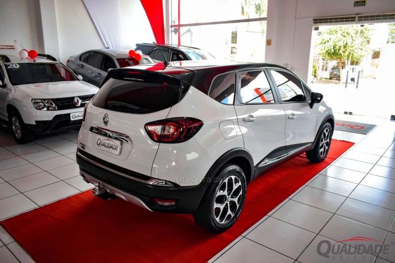 CAPTUR 2.0 16V FLEX INTENSE AUTOMÁTICO - 2018 - SANTA CRUZ DO SUL