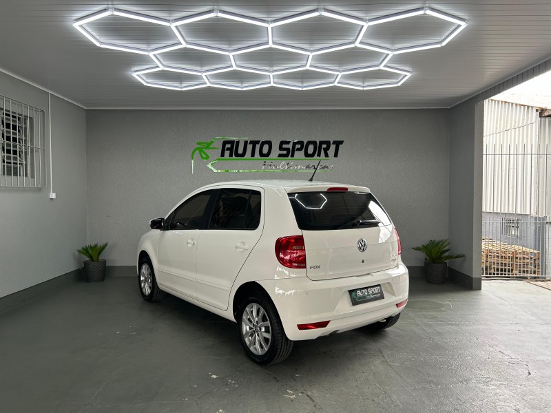 FOX 1.6 MI 8V FLEX 4P AUTOMATIZADO - 2014 - CAXIAS DO SUL
