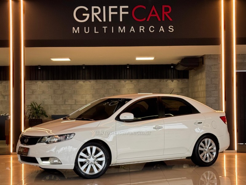 cerato 1.6 sx3 16v gasolina 4p automatico 2013 dois irmaos