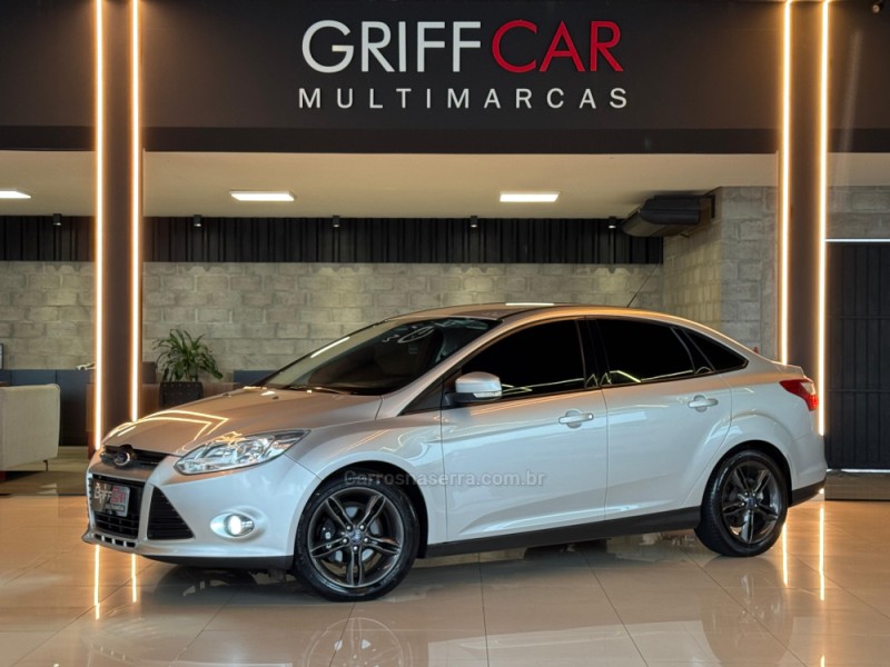 focus 2.0 se sedan 16v flex 4p automatico 2014 dois irmaos