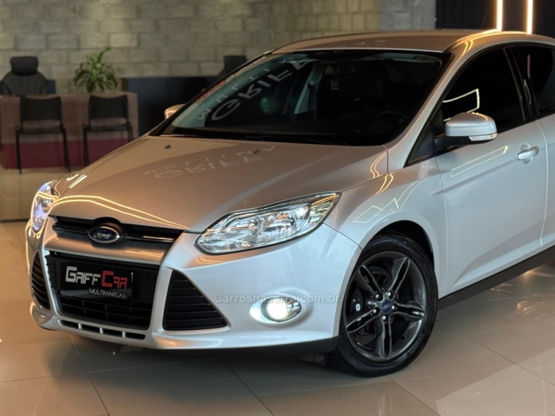 FOCUS 2.0 SE SEDAN 16V FLEX 4P AUTOMÁTICO - 2014 - DOIS IRMãOS