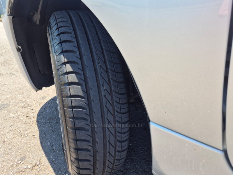 207 1.4 XR 8V FLEX 4P MANUAL - 2011 - SãO LEOPOLDO