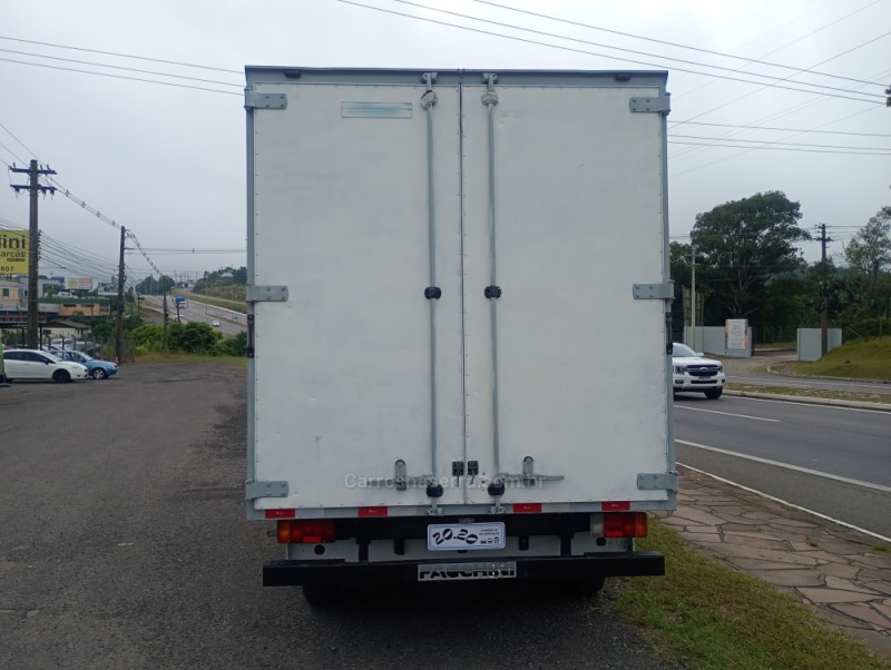 MASTER 2.5 DCI CHASSI CABINE L2H1 16V DIESEL 2P MANUAL - 2011 - FARROUPILHA