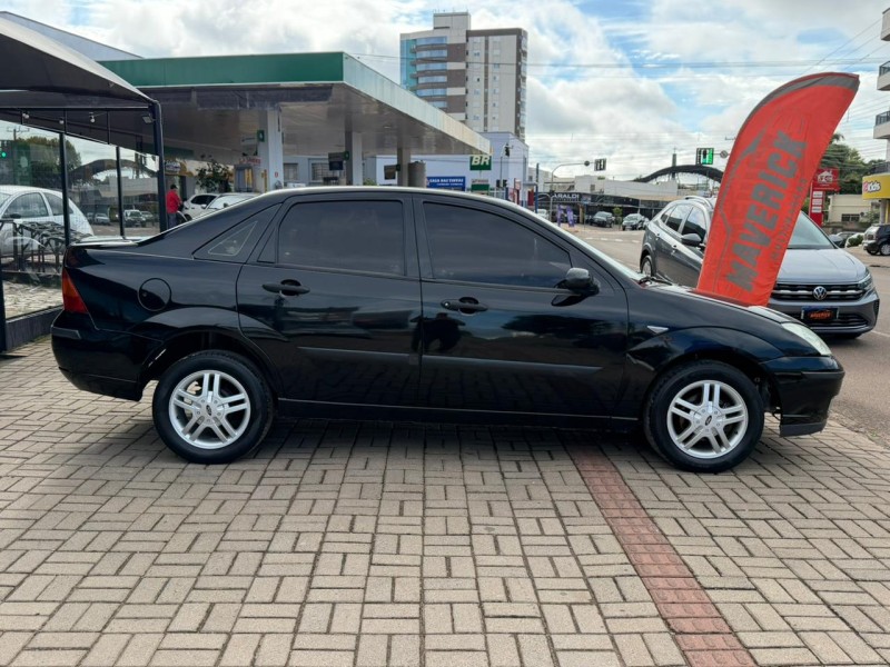 FOCUS 1.6 GLX 8V FLEX 4P MANUAL - 2008 - LAGOA VERMELHA