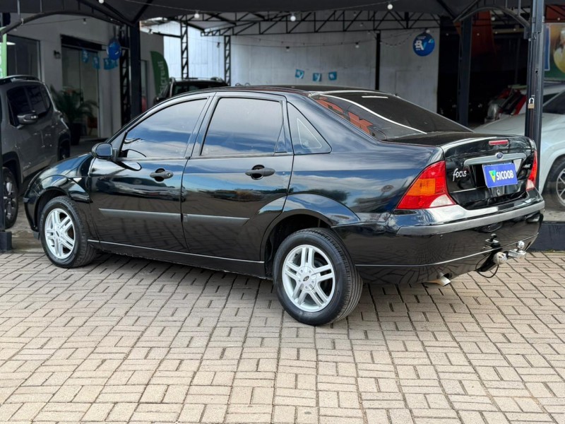 FOCUS 1.6 GLX 8V FLEX 4P MANUAL - 2008 - LAGOA VERMELHA