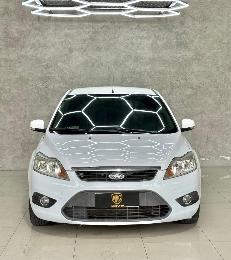FOCUS 1.6 8V FLEX 4P MANUAL - 2012 - CAXIAS DO SUL