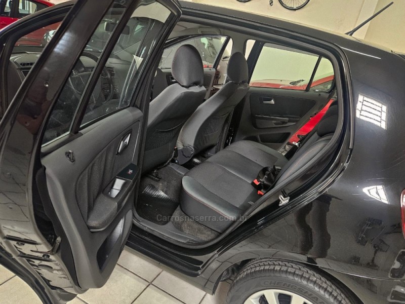 FOX 1.6 MI PRIME 8V FLEX 4P AUTOMATIZADO - 2012 - CANOAS