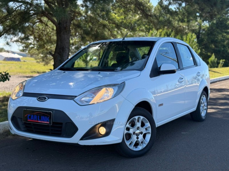 fiesta 1.6 mpi sedan 8v flex 4p manual 2013 vacaria