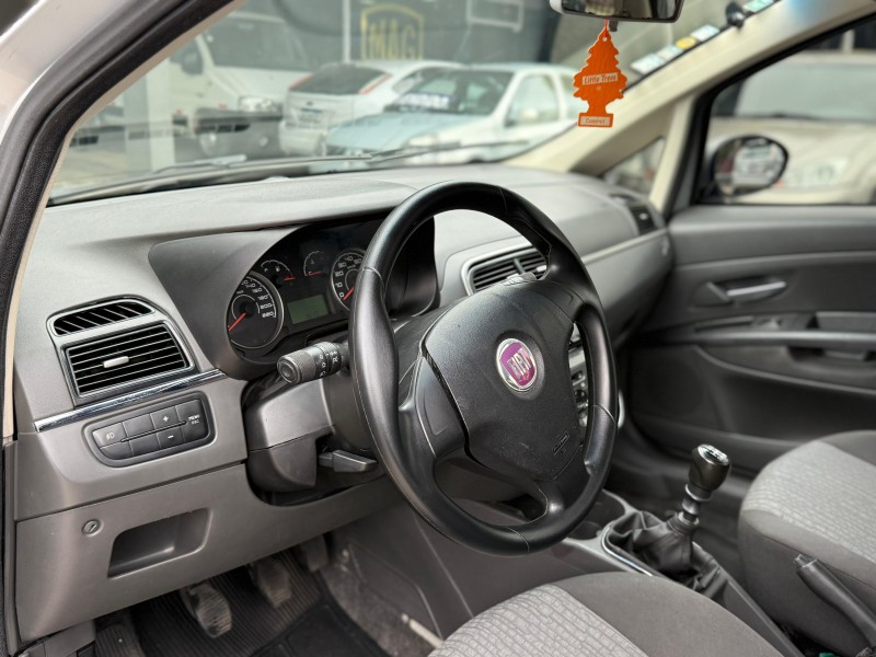PUNTO 1.6 ESSENCE SP 16V FLEX 4P MANUAL - 2012 - CAXIAS DO SUL