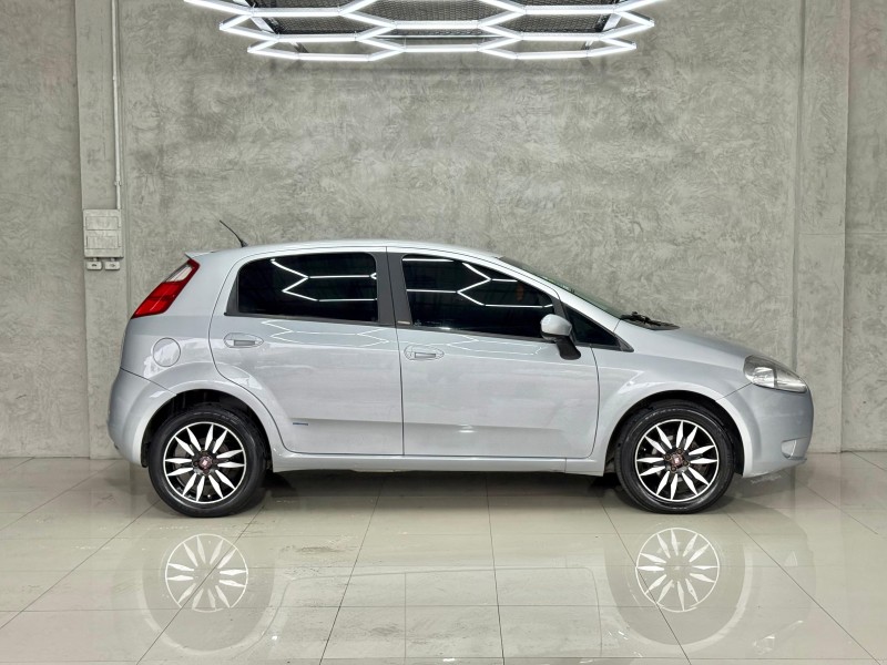 PUNTO 1.6 ESSENCE SP 16V FLEX 4P MANUAL - 2012 - CAXIAS DO SUL