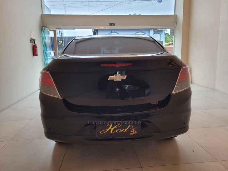 PRISMA 1.4 MPFI LT 8V FLEX 4P MANUAL - 2013 - CANELA