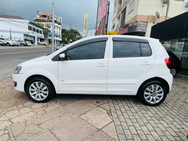 FOX 1.0 MI 8V FLEX 4P MANUAL - 2011 - CAMPO BOM
