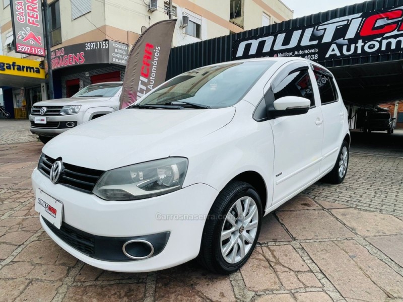 FOX 1.0 MI 8V FLEX 4P MANUAL - 2011 - CAMPO BOM