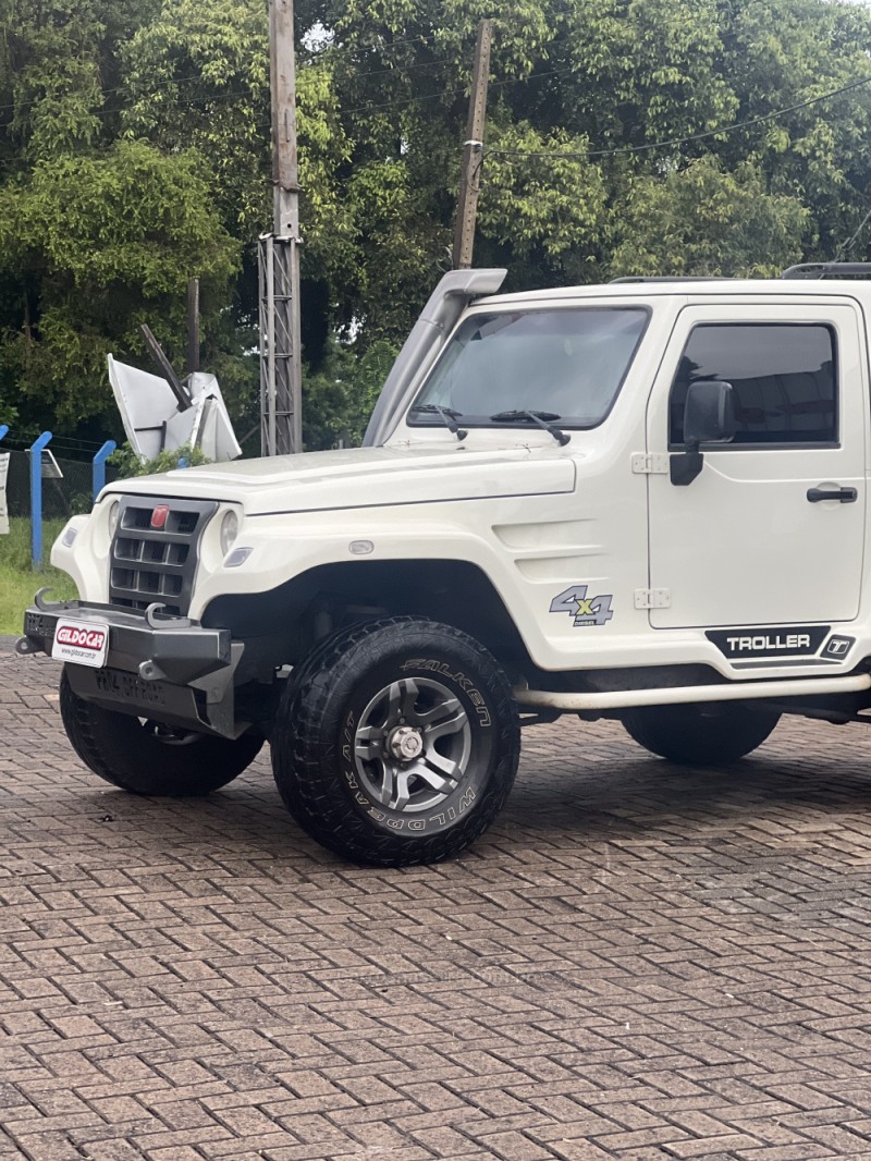 T4 3.2 TGV 4X4 16V TURBO DIESEL 2P MANUAL - 2014 - CAMPO BOM