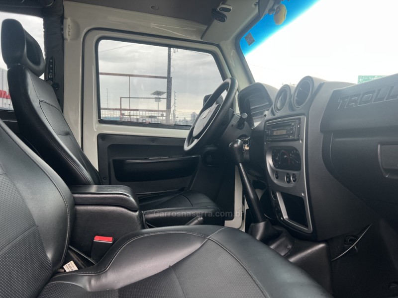 T4 3.2 TGV 4X4 16V TURBO DIESEL 2P MANUAL - 2014 - CAMPO BOM