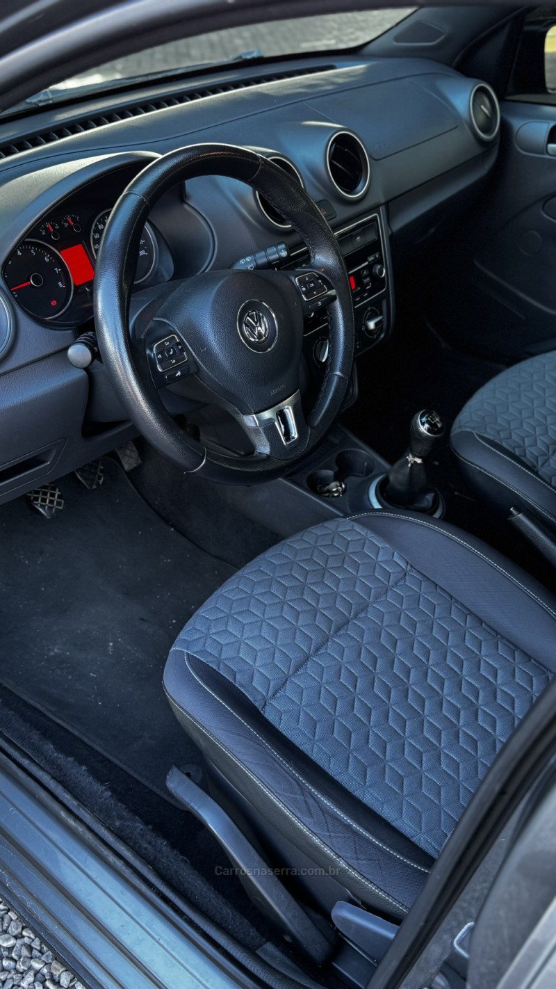 GOL 1.0 MI TRACK 8V FLEX 4P MANUAL - 2014 - CAXIAS DO SUL