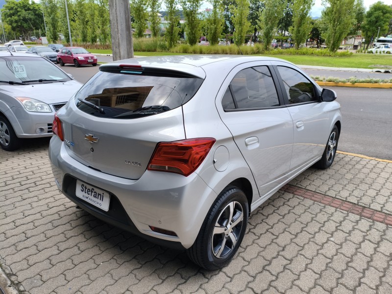 ONIX 1.4 MPFI LTZ 8V FLEX 4P MANUAL - 2018 - BOM PRINCíPIO