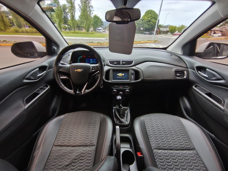 ONIX 1.4 MPFI LTZ 8V FLEX 4P MANUAL - 2018 - BOM PRINCíPIO