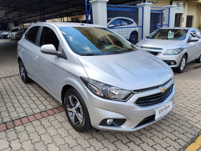 ONIX 1.4 MPFI LTZ 8V FLEX 4P MANUAL - 2018 - BOM PRINCíPIO