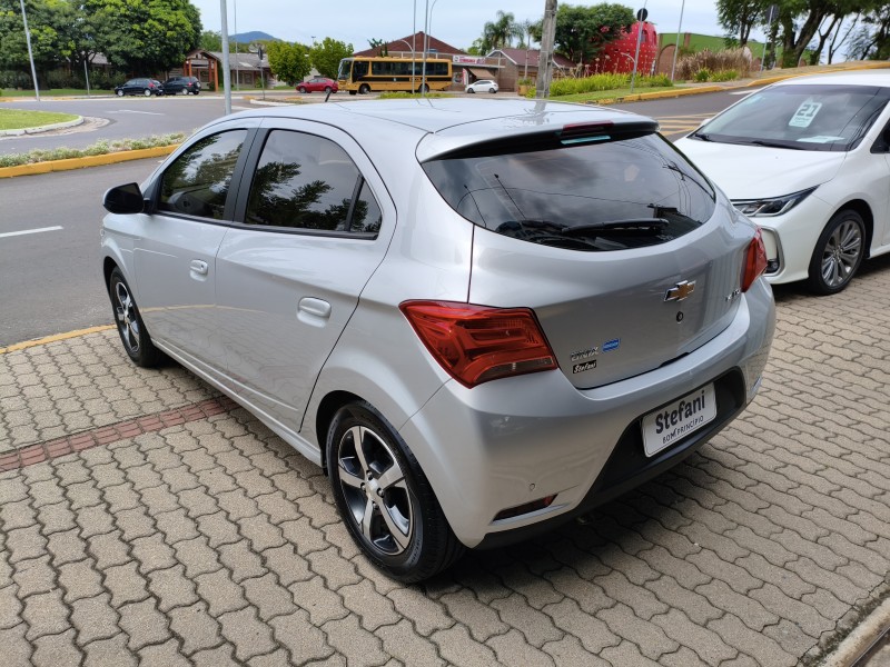 ONIX 1.4 MPFI LTZ 8V FLEX 4P MANUAL - 2018 - BOM PRINCíPIO