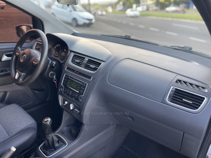 FOX 1.0 MI 8V FLEX 4P MANUAL - 2014 - PAROBé