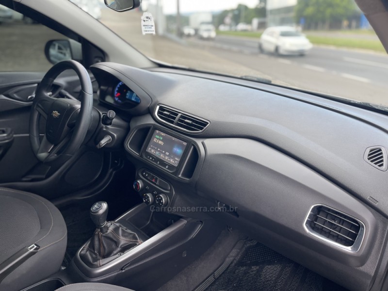 ONIX 1.0 LT 12V FLEX 4P MANUAL - 2013 - PAROBé