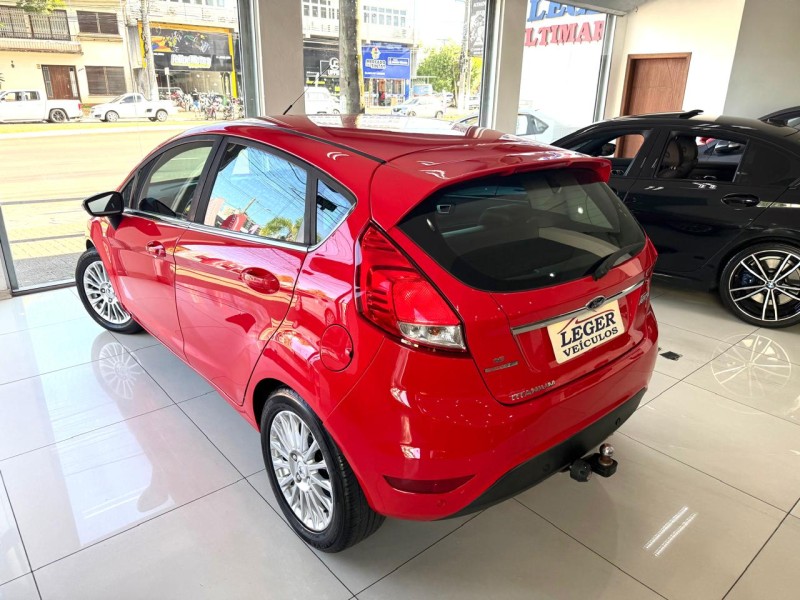 FIESTA 1.6 TITANIUM HATCH 16V FLEX 4P AUTOMÁTICO - 2015 - SãO LEOPOLDO