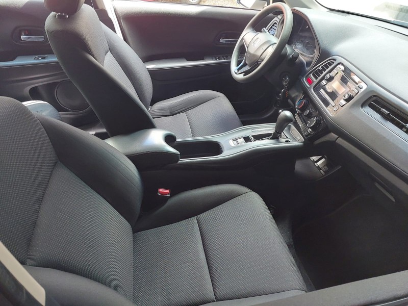 HR-V 1.8 16V FLEX LX 4P AUTOMÁTICO - 2016 - BENTO GONçALVES