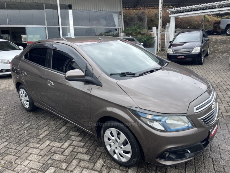 PRISMA 1.4 MPFI LTZ 8V FLEX 4P MANUAL - 2014 - PAROBé