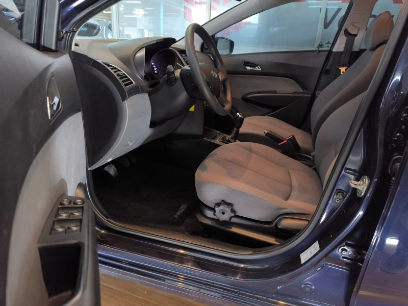 HB20S 1.6 COMFORT PLUS 16V FLEX 4P MANUAL - 2014 - CAXIAS DO SUL