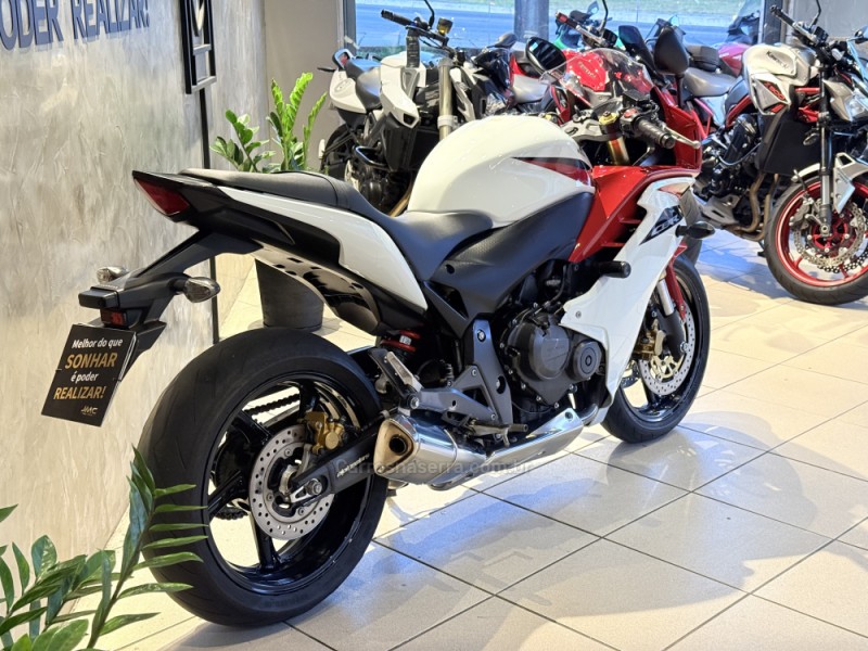 CBR 600F STANDARD - 2013 - CAXIAS DO SUL