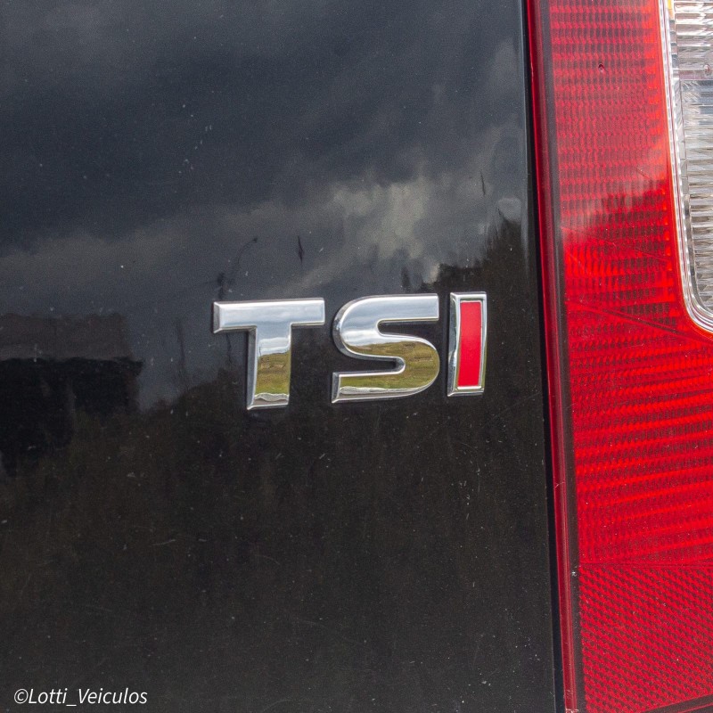 UP 1.0 TSI MOVE UP 12V FLEX 4P MANUAL - 2016 - FARROUPILHA