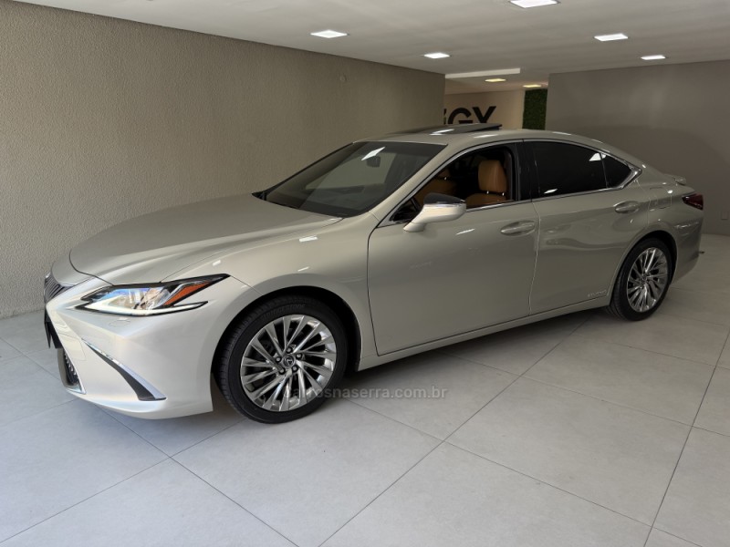ES 300H 2.5 16V HÍBRIDO 4P AUTOMÁTICO - 2019 - PORTO ALEGRE