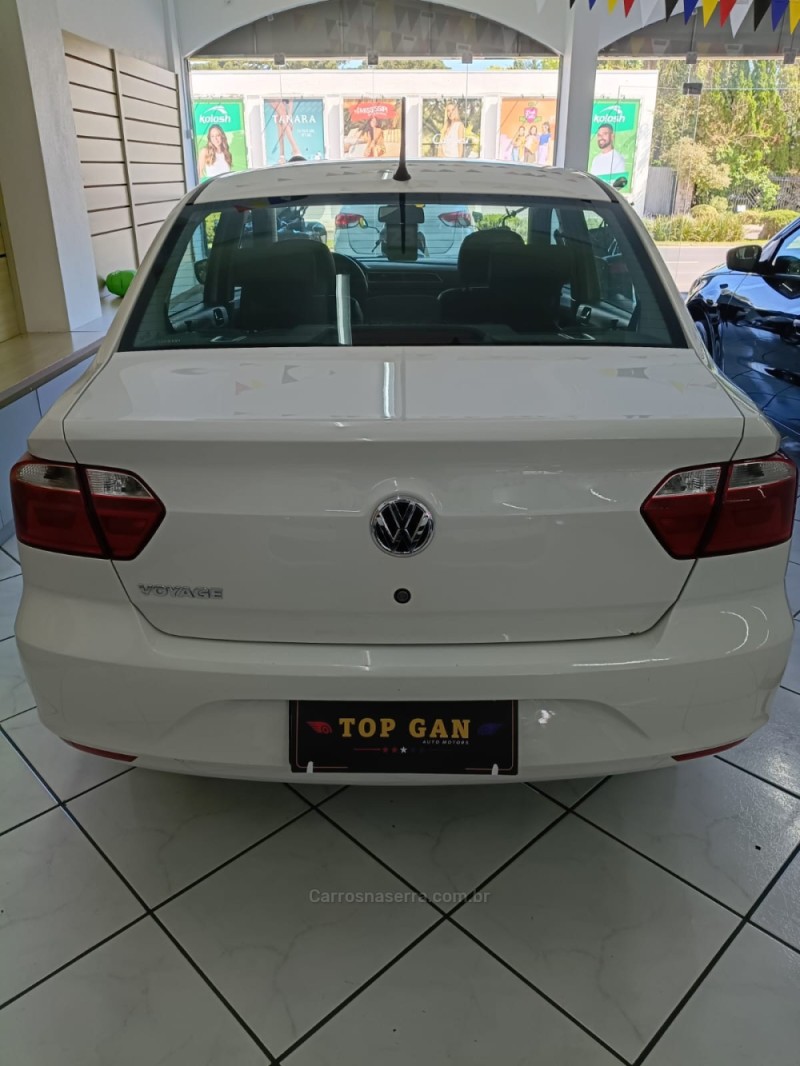 VOYAGE 1.0 12V MPI TOTALFLEX TRENDLINE 4P MANUAL - 2023 - NOVA PETRóPOLIS
